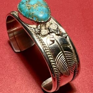 Vintage Sterling Silver Turquoise cuff bracelet signed by Nofchissei. 2